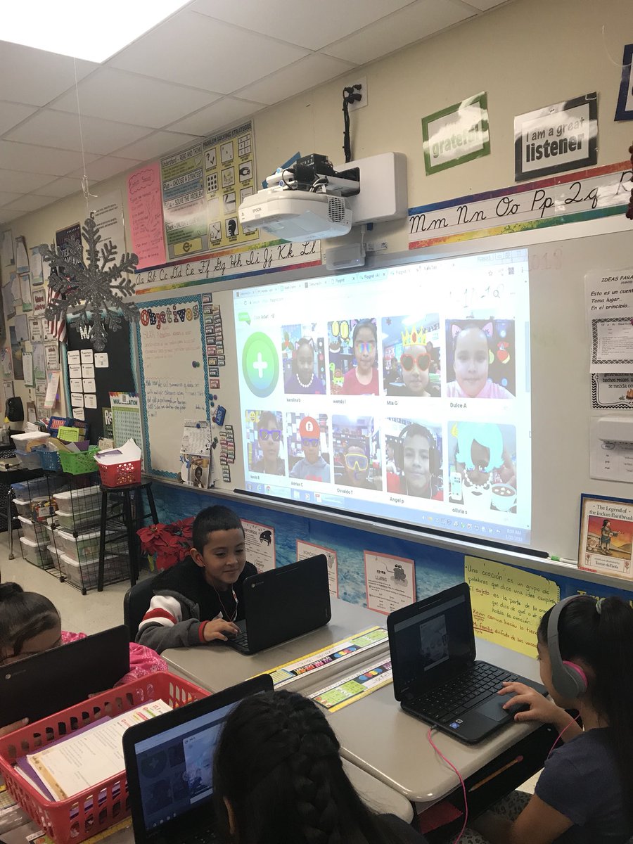 JFinstructTech's tweet photo. #SantaFeElementary 3rd grade students using #FlipGrid for the first time. They are video discussing what they have learned about mountains. https://t.co/7jlvIk7OU5