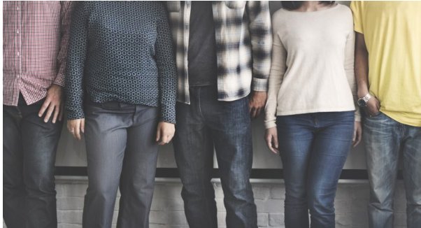 IFSAStudyAbroad's tweet photo. "Students who feel safer concealing their identities report feeling stressed and 'finding it hard to connect with new people' while also taking care of themselves." #ifsabutler alum Sketch Ree Mead gives tips for those struggling with identity while abroad https://t.co/qt52wUNH0w https://t.co/JJhdsDxNsH