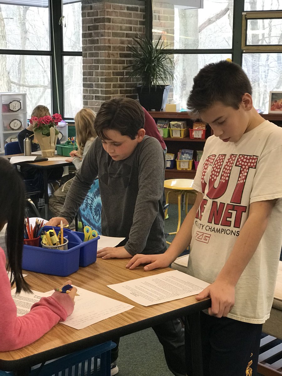 Mrs_Rago's tweet photo. Museum Share for Personal Essays. Amazing comments and critiques. #heathcotepride #organizedwriting #supportthatthesis https://t.co/EeVrWf9jJk