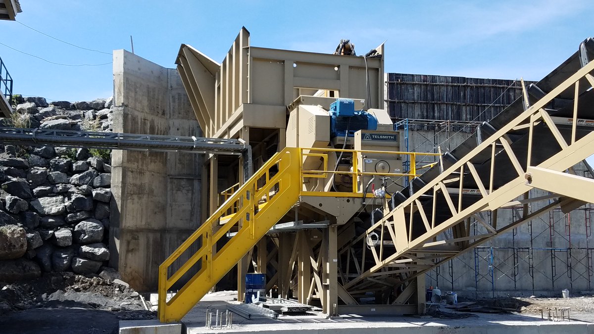TelsmithInc's tweet image. Check out our containerized modular plant install for Kaisil in Saraburi, Thailand, added to quarry to increase production of in demand stone! Proud to say they chose Telsmith for high performance and support provided!  #extramile #aggregates #modularplant