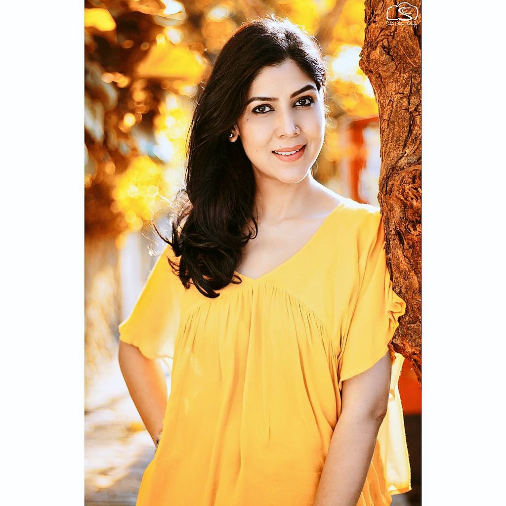 Happy Birthday Sakshi Tanwar 