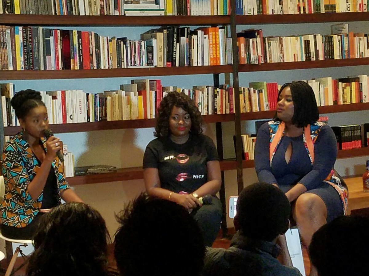 omenkart's tweet photo. Mot de remerciements et de fin de nos panelistes: Ange MBAYEN, Élise NYEMB et Spechelle.
#BeautyMarket #Cameroun
#OtalksCM https://t.co/dD0eGvd7y3