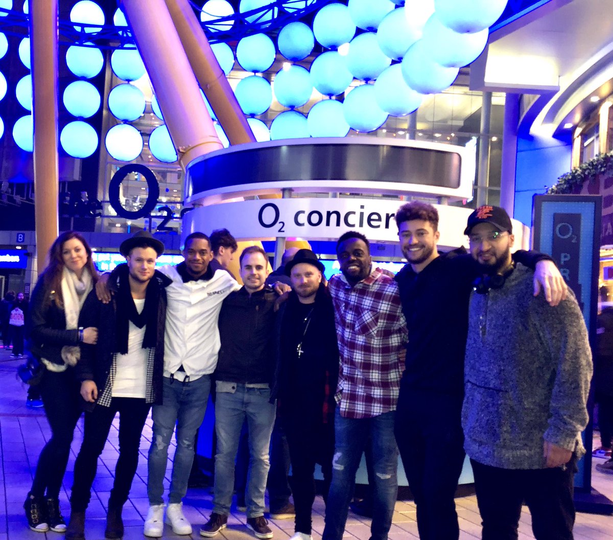 RakSuMusic's tweet photo. Thank you to @O2sports &amp; @TheO2 for having us at the @NBA game! Celtic’s vs 76ers! Let’s go!! #followtherabbit @mikeymusic333 &amp; @ItsJamieScott @danbryermusic thank you for rounding off a great studio day with this! https://t.co/nDYgfK7mKj