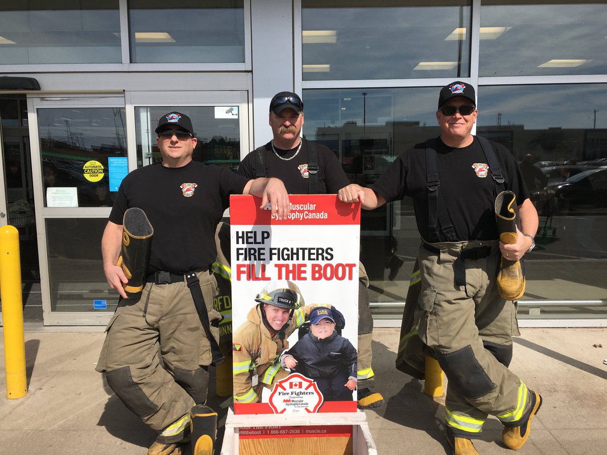 MD_Canada's tweet photo. Did you know that Fire Fighters are our founding partners? They’ve been with us since 1954 to #FillTheBoot and they haven’t stopped!
#ThankfulThursday https://t.co/pk9Rty9otv