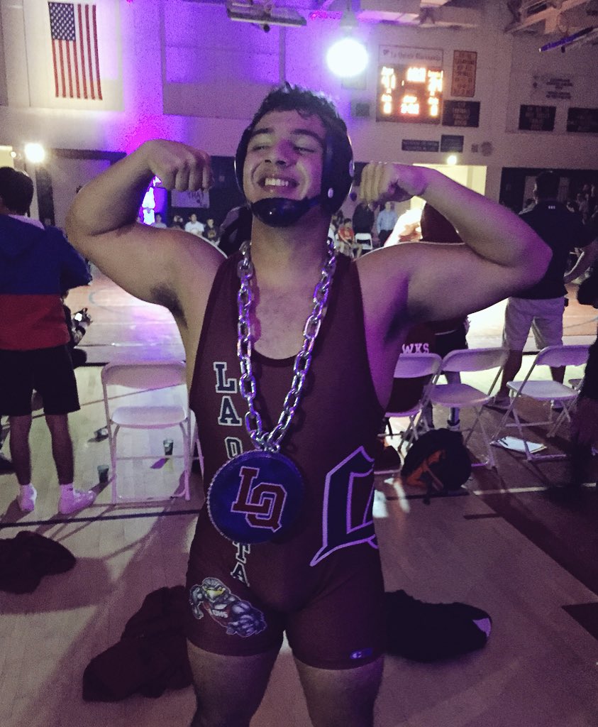 CoachRuiz75's tweet photo. #LQWrestling getting it done vs #PDHS #GoBlackhawks #LQPride #LQAthletics 47-24 https://t.co/0hrgRSI1xX