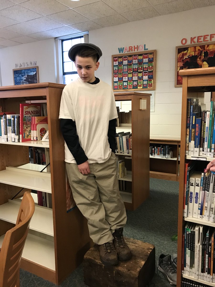 edelgrego's tweet photo. Memoir Wax Museum! #strongms #greenteam #rsd13ct https://t.co/KwzcpppkrF