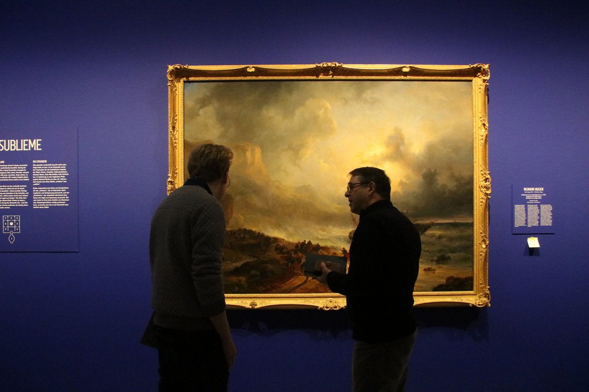 kunstpunt_050's tweet image. Kunstspot sprak met tentoonstellingsontwerper Peter de Kimpe, die onder andere 'De Romantiek in het Noorden' in het @groningermuseum ontwierp. "Ik vind het echt een huzarenstuk." bit.ly/2qYzVIw