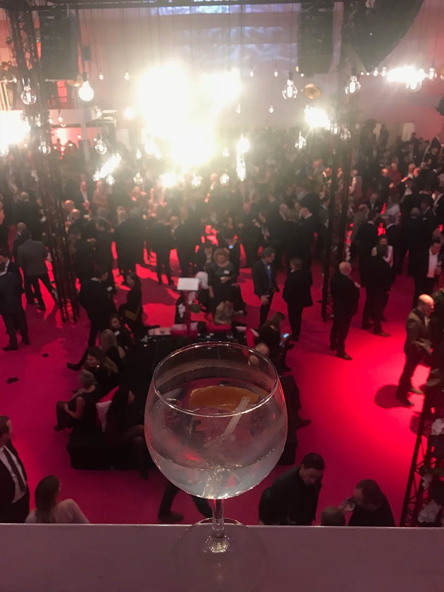 spoefke's tweet photo. #invitito18 feestje! https://t.co/0D45U9xrVV