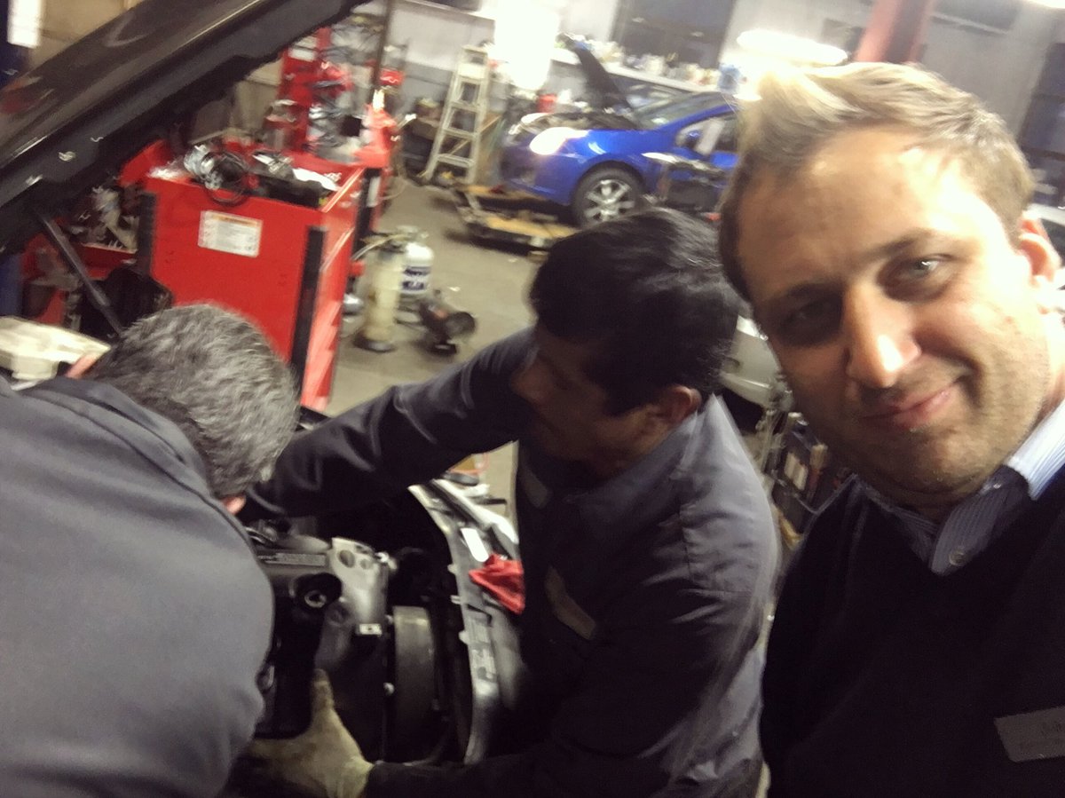 RoadReadyAuto's tweet image. John, Rafie and Billy😄 The Road Ready crew doing their thing! #RoadReady #RoadReadyAuto #RoadReadyAutoRepair #RoadReadyBellmore #Bellmore #BellmoreAuto #AutoRepair #AutoLife