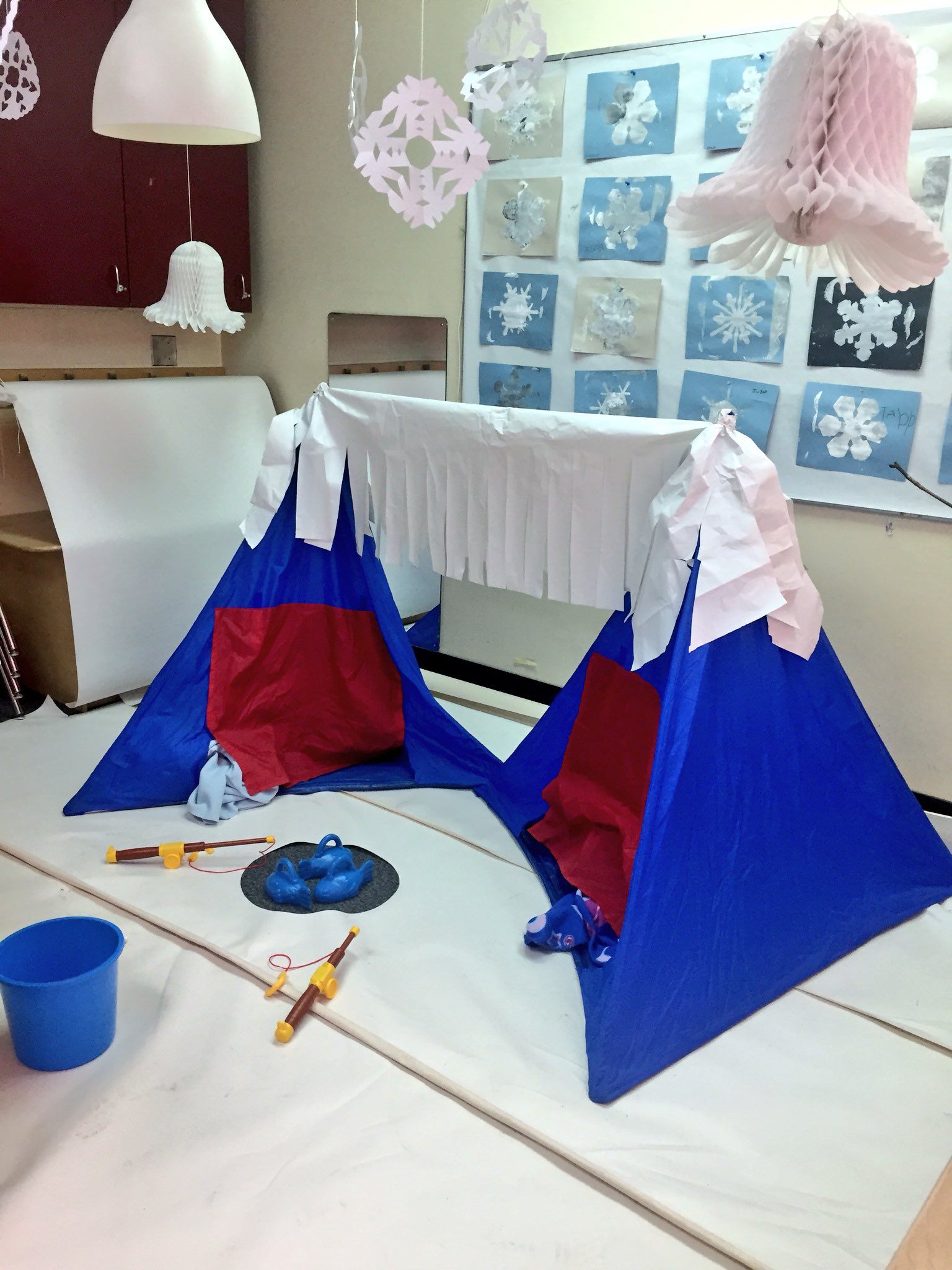 Amy MacRae on X: Ice fishing dramatic play! Fishing! Snow! Tents!  Beautiful invitation for play at Thunderbird Preschool.   / X