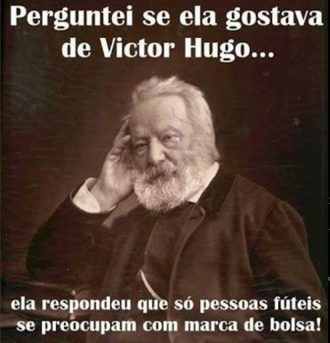 IvoneSilva51's tweet photo. A coisa tá ficando cada dia pior... pessoas com conhecimento estão ficando sozinhas sem ter com quem conversar! #vidarealgente rs https://t.co/Gk6bblKhdl