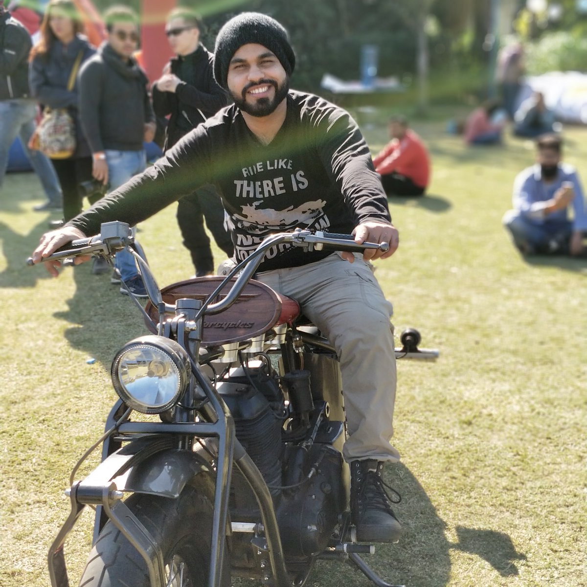 SameerJakhar3's tweet photo. #NewProfilePic https://t.co/xLWA2iBXwU