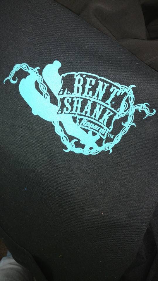 BentShank2016's tweet photo. Here in our home state of Arkansas we are getting a cold front which means we are wearing our warm hoodies🐮#bentshankapparel #Rodeo #Rodeoapparel #Cowboys #Cowgirls https://t.co/NokjosUyIJ
