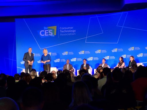 Had the pleasure of joining <a href="/CNET/">CNET</a>'s #NextBigThing panel on the future of health + tech at #CES2018. Great insights from fellow panelists: David Rhew (@samsung), Paul Sterling (<a href="/UnitedHealthGrp/">UnitedHealth Group</a>), Eri Gentry (Institute for the Future), &amp; Brook Basinger (Verily)