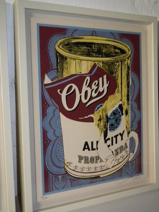 MisterFrameMan's tweet image. #throwbackthursday #ShepardFairey
From the archive, we bring forth..Obey soup cans!