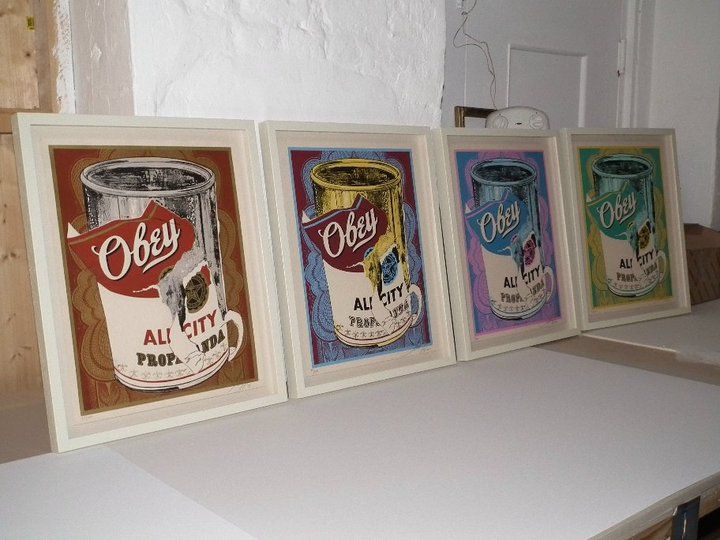 MisterFrameMan's tweet image. #throwbackthursday #ShepardFairey
From the archive, we bring forth..Obey soup cans!