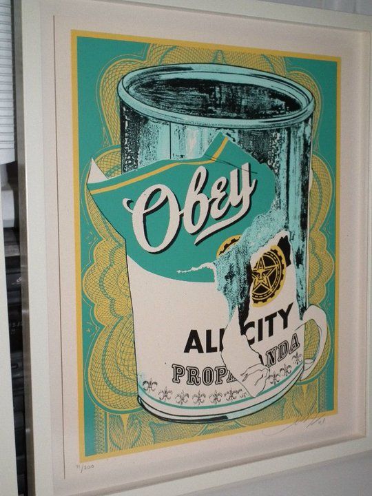 MisterFrameMan's tweet image. #throwbackthursday #ShepardFairey
From the archive, we bring forth..Obey soup cans!