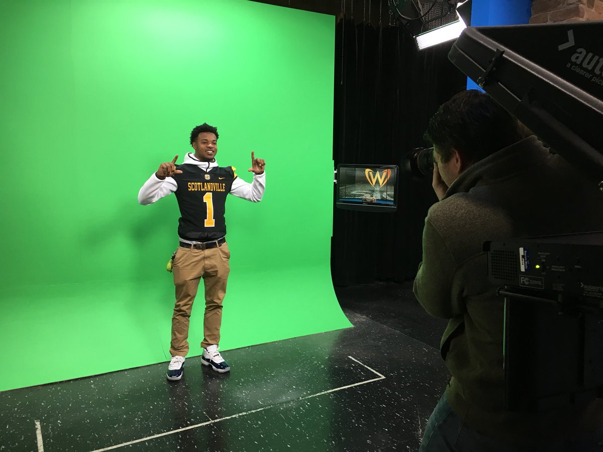 jlombarditv's tweet photo. Scotlandville’s Kelvin Joseph in @WAFB studio today for Warrick Dunn Award interview. Will get to watch this guy play for #LSU on Saturdays pretty soon. https://t.co/9i5BYMp2kr