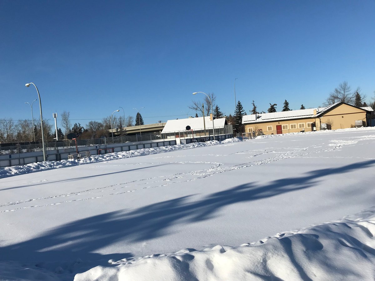 richlearningcbe's tweet photo. It's time for a family skate, and our ice looks amazing! Come join us January 19th @6:30PM @RKHCA #richlearningcbe #bringamug and shovels provided.. https://t.co/pP4pb0abTF