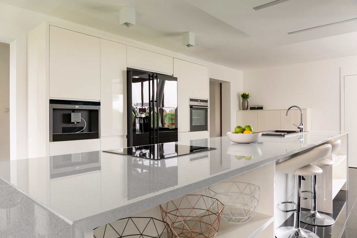 Nothing is more satisfying than a clean and open counter-top!
//Featured Design: Castle

lgviaterausa.com