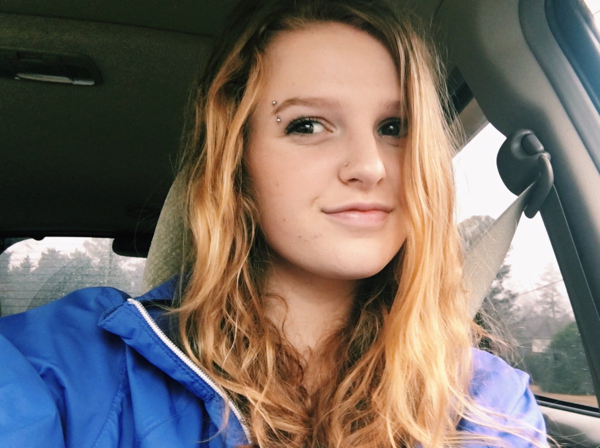 libby✨ tweet media