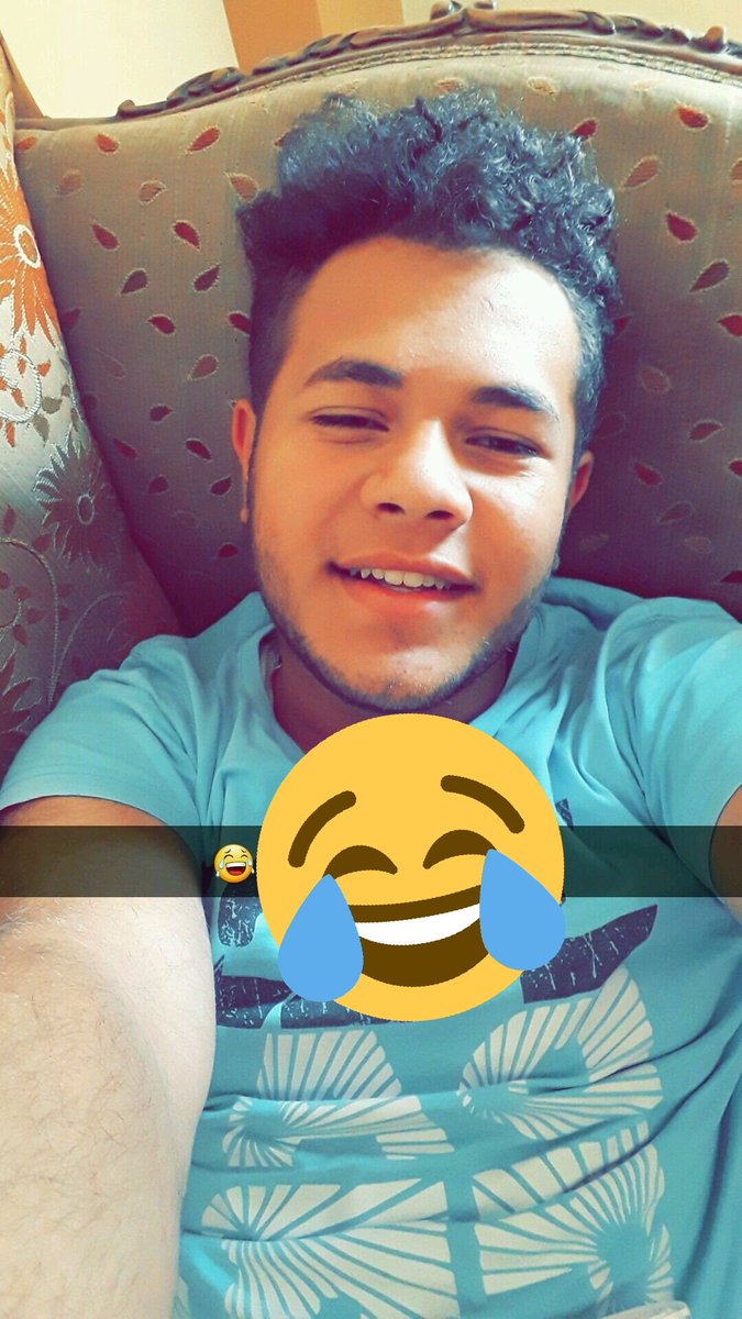Muhamedfhegab's tweet photo. الصور الاقرب لي قلبي تقريبا اكتر صور ضحكت فيها من قلبي ❤💜😍 https://t.co/ARSap5KuOp
