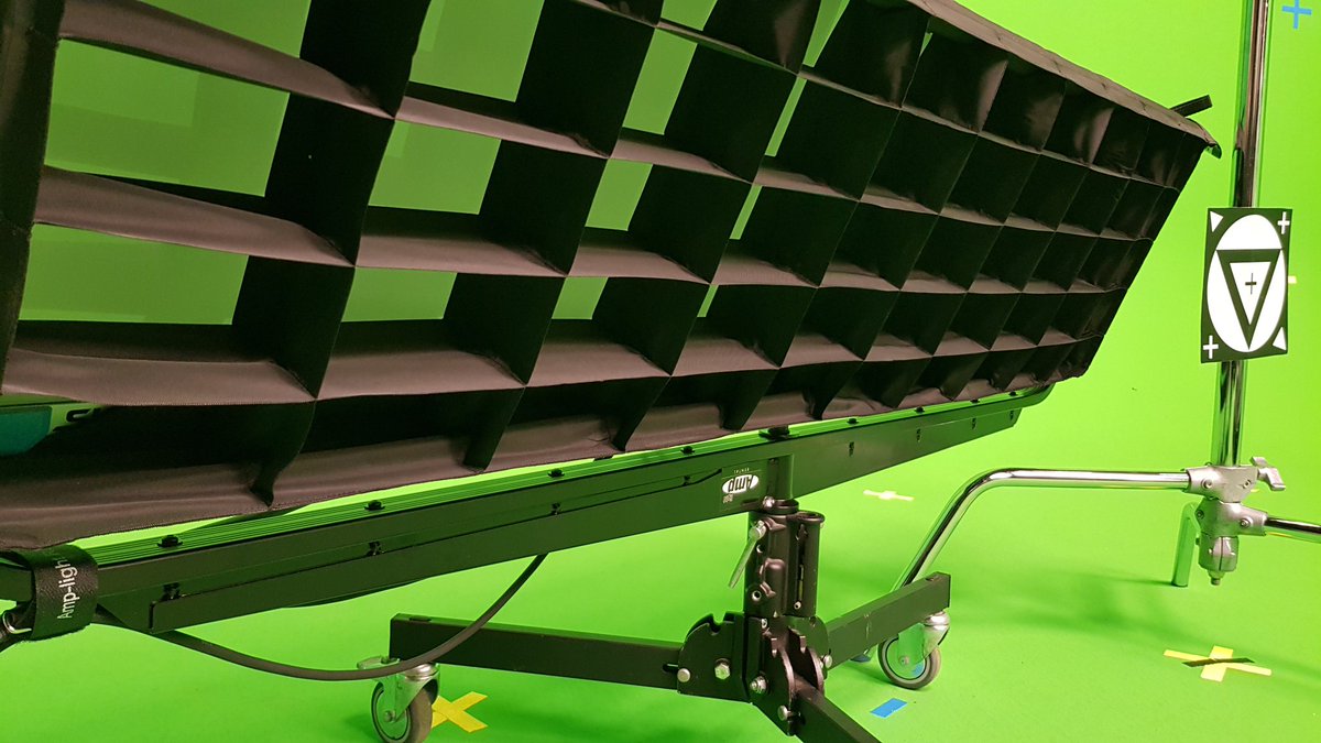 AmpLight's tweet photo. Shooting with skypanel. https://t.co/sm3LSHaxe2