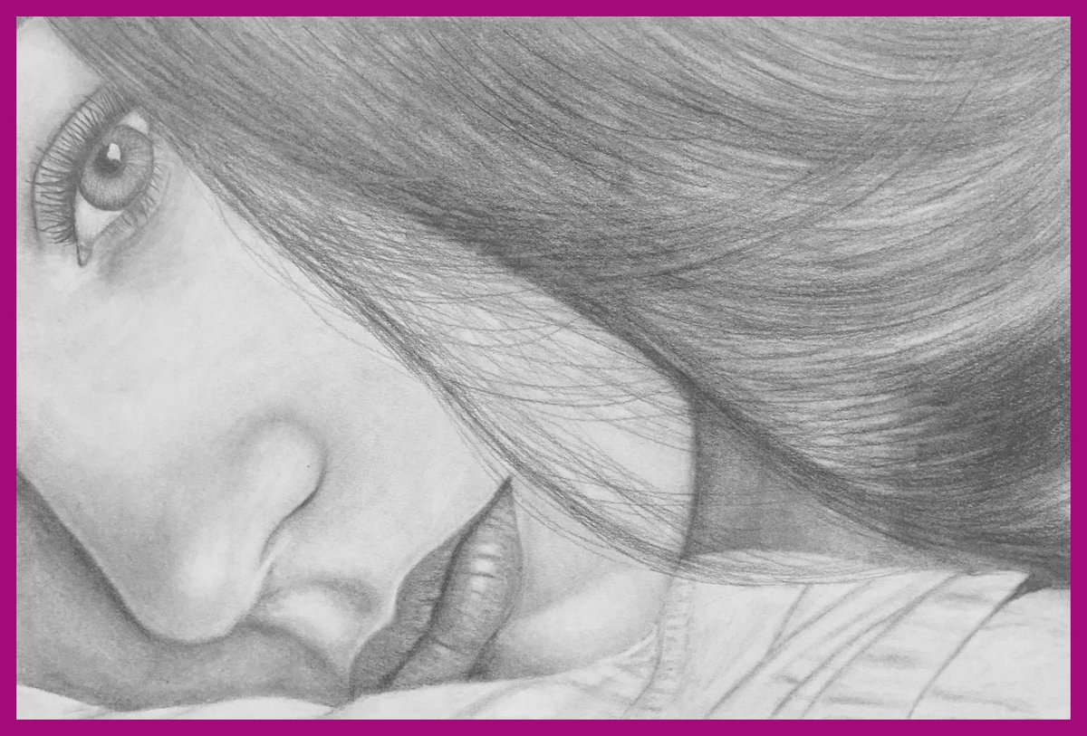 GHSKittredge's tweet photo. So proud of Molly Zarriello for challenging herself and persevering through this self portrait. Great implied texture and value! #artsmatter #artisticbehavior https://t.co/UlKsKz9PNJ