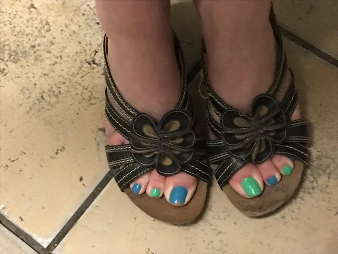 Pretty toes, don't you think? #fetish #foot #feet #onlyfans https://t.co/MwYIyaNtUU<a href="/tag/fetish"class="tags">#fetish</a><a href="/tag/foot"class="tags">#foot</a><a href="/tag/feet"class="tags">#feet</a><a href="/tag/onlyfans"class="tags"><span>#onlyfans</span></a>