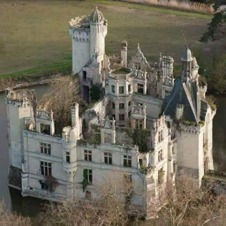 CA.GrantWatch.com tweet media