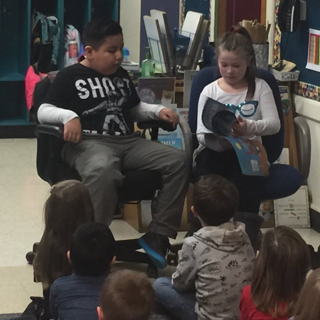 Doug_Lyons_WPS's tweet photo. Second graders at Dolbeare reading aloud in their old kindergarten classroom today. https://t.co/YMyTUXYKvp