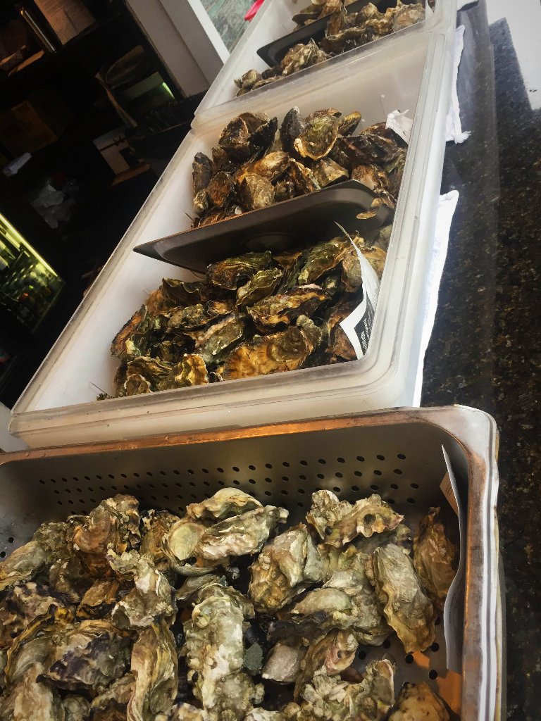 EncinitasFS's tweet photo. Getting those #oysters ready for $1 Oyster Night at #TheFishShop. Stop by for a shuckin' good time! https://t.co/zGteJ3uDlL