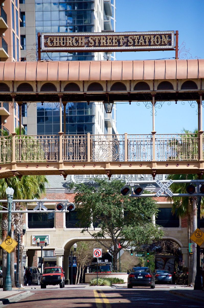 OrlMainStreets's tweet photo. Take date night down to @ChurchStOrlando! #alocalthing 👫🍽️🍹https://t.co/ofMKFIeunJ https://t.co/QnTZsknCuU