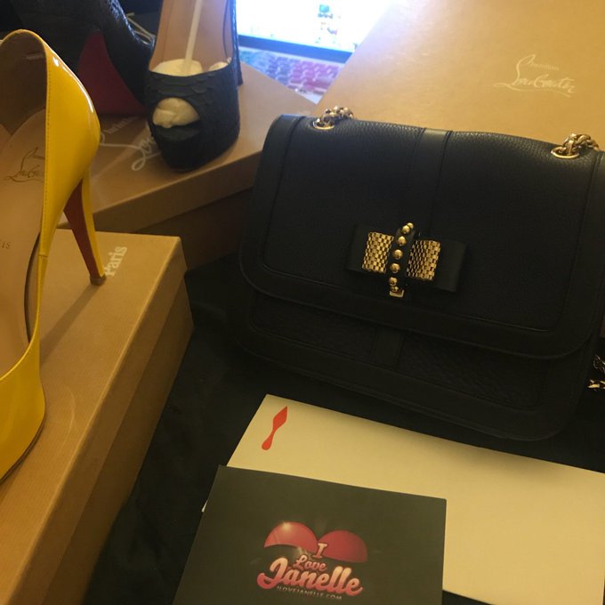 Gifts and expensive heels 👠 is all I love. Finger fucking your wallet so good as the best Latina Mistress<a href="/tag/amazon"class="tags"><span>#amazon</span></a><a href="/tag/spoil"class="tags"><span>#spoil</span></a><a href="/tag/phonesex"class="tags"><span>#phonesex</span></a><a href="/tag/myphonesite"class="tags"><span>#myphonesite</span></a>