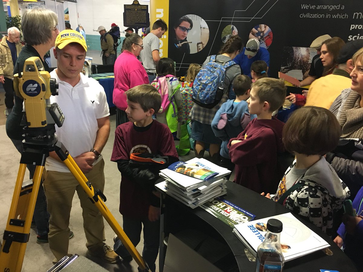 AbbsMcKay's tweet photo. I had such a great time helping to chaperone these students at the Harrisburg Farm Show today!! We found STEM in agriculture everywhere!!
@JanemarieMckay 
#AgIsSTEM #gmsdSTEM https://t.co/sN41JJsS5g