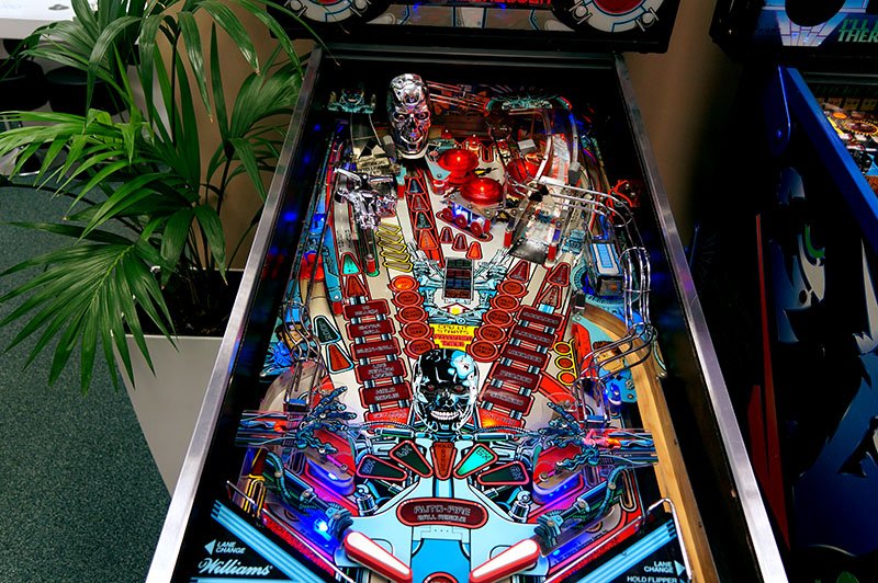 Pinballeric's tweet image. Terminator 2 pinball machine by Williams