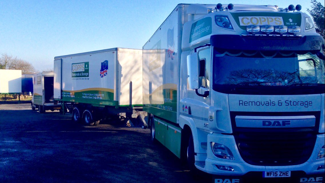 SimonCopp's tweet photo. Another busy day at copps removals and storage keeping the people of North Devon and beyond happy moving #houseremovals #movinghouseremovals https://t.co/1I5CeIZrBh