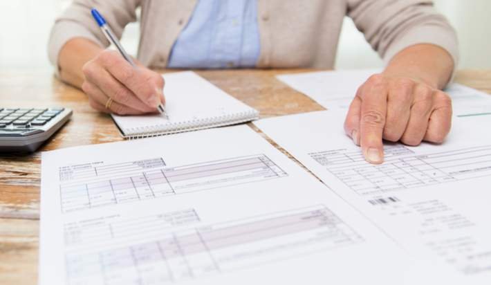 FCTCapital's tweet image. Taxes may not be due until spring, but it wouldn't hurt to do some reviewing and organizing now: otbd.it/Rt15Srev