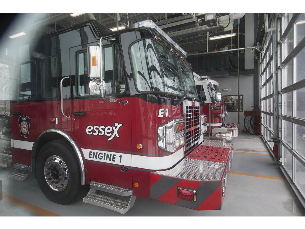 TheWindsorStar's tweet photo. A controversial decision to suspend a long-time volunteer Essex firefighter for several weeks without pay was the final straw that triggered an independent review of alleged morale issues in the to… https://t.co/tgtr38xX7H https://t.co/TVnSNSZvwT