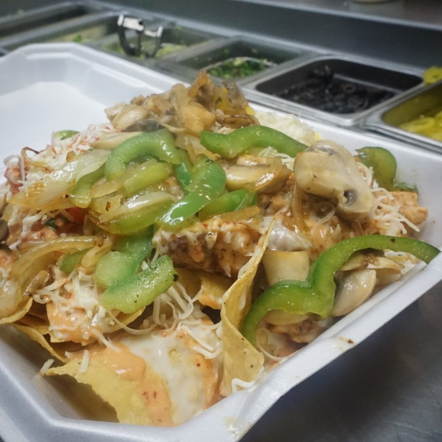 QueBuenos's tweet photo. Buenos Nachos! https://t.co/0tTNEZVxWa