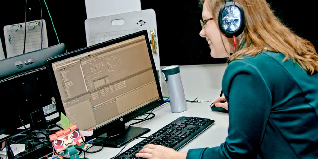 DigiPenNews's tweet photo. It's natural to have questions about #DigiPen, a school where students develop video games, score and animate films, and engineer robots! 

If you're curious about our undergraduate programs, RSVP for our next Preview Day on Sat., Jan. 27. Lunch is on us! https://t.co/bUmRStEM9t https://t.co/HcmDpBJnS3