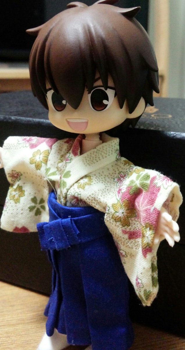 Maki على تويتر 夜な夜な裁縫してるのですが 何とか袴できた 型紙から作ってみた ダイヤのオビツ11 Maki على تويتر 夜な夜な裁縫してるのですが 何とか袴できた 型紙から作ってみた ダイヤのオビツ11