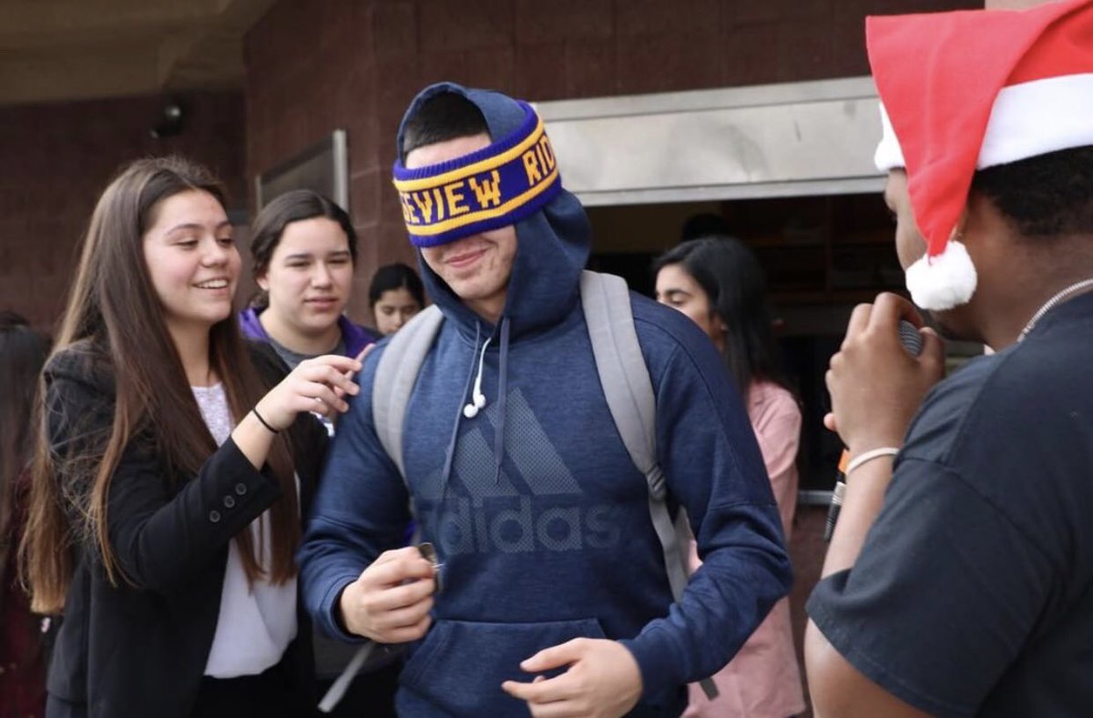 Pin the Bow tie on Bill Nye! 💚 #STEMweek