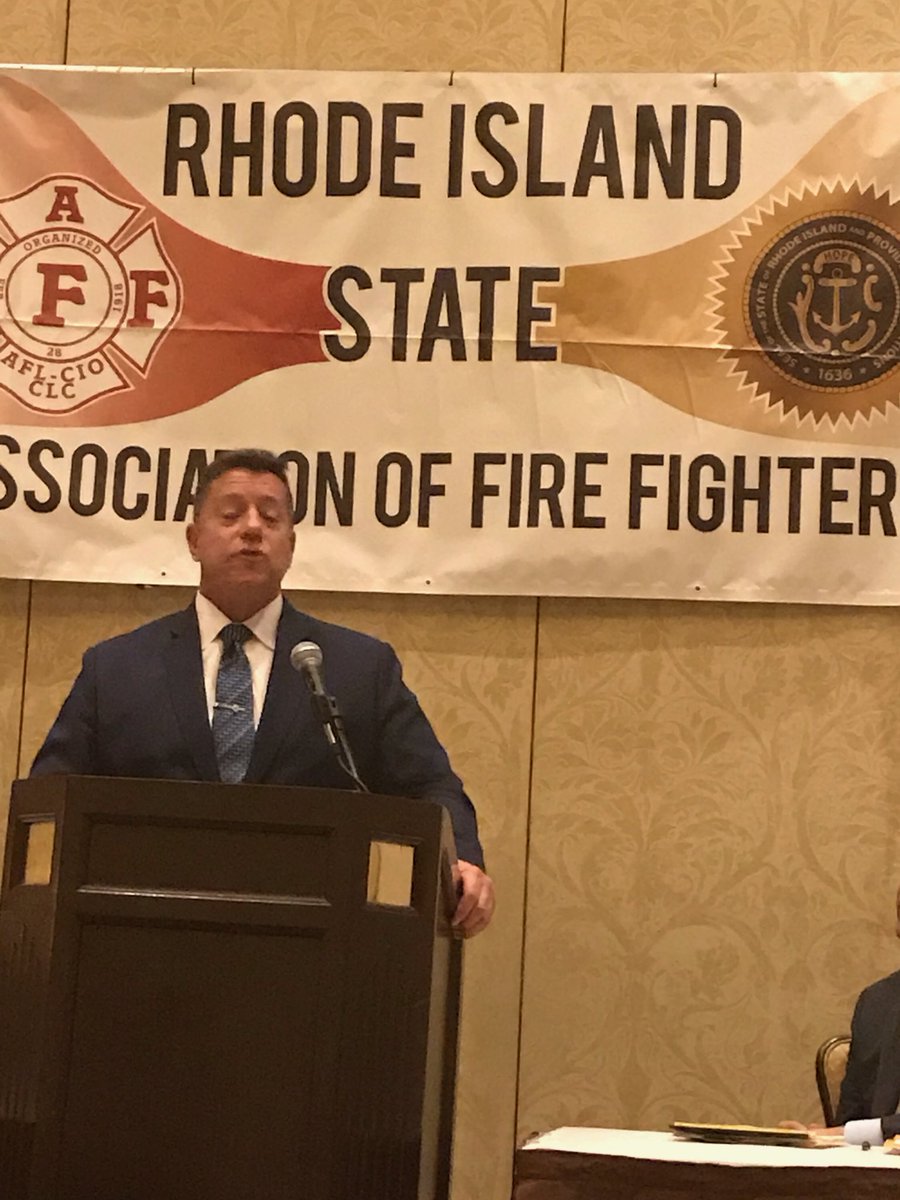 IAFFdist3VP's tweet photo. Honored to be with our #RI Brothers & Sisters at their #RISAFF Convention. #IAFF3rdDist https://t.co/QJ7pItGGVK