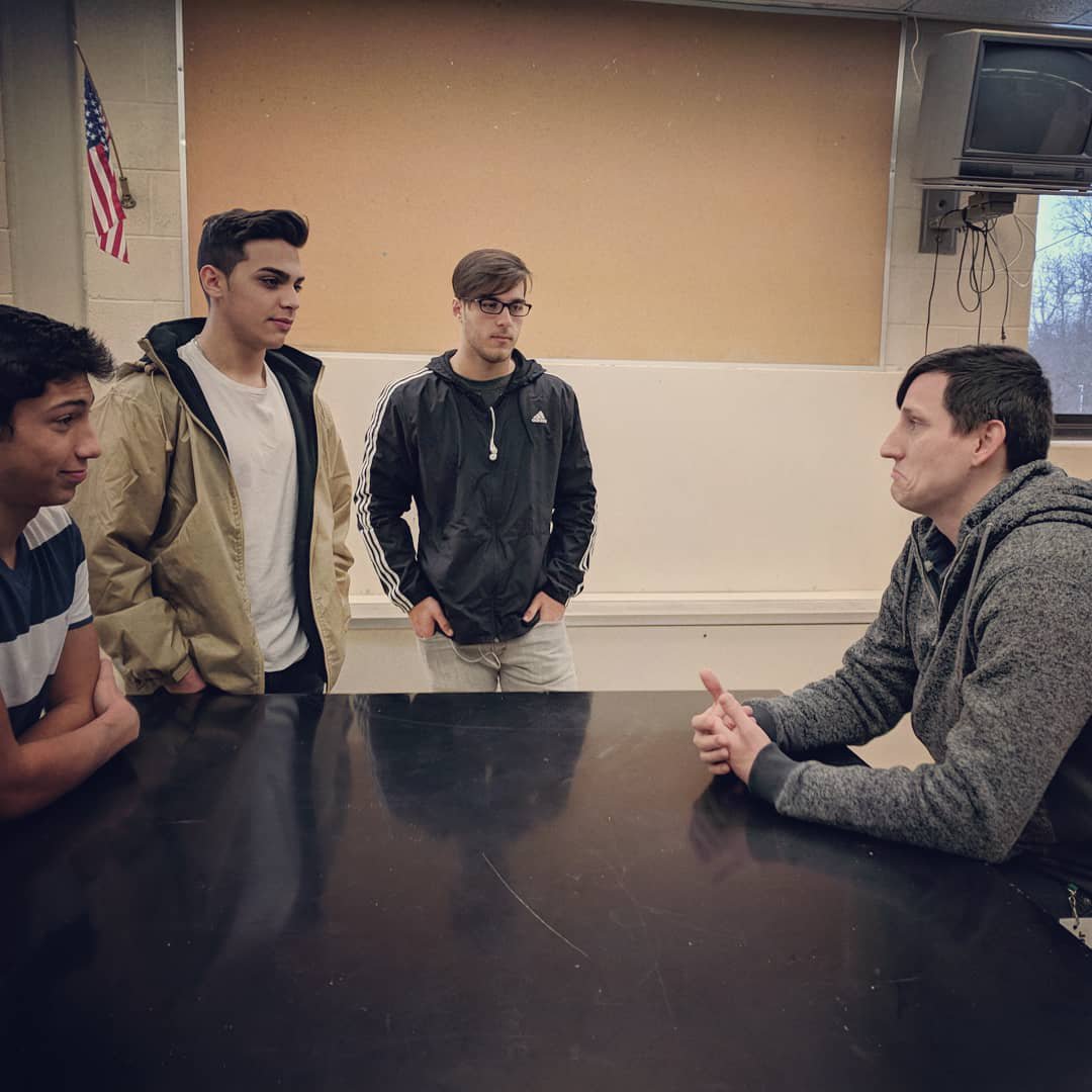 coulsonscience's tweet photo. Special thanks to 5 of my alumni who made time to come in super early today to talk to my A&amp;P kiddos about life as a science major in college. The real talk seemed to sink in and these pictures are during the question break out session after the talk! #sciencemajorprobs #realtalk https://t.co/Efxpyt7ys8