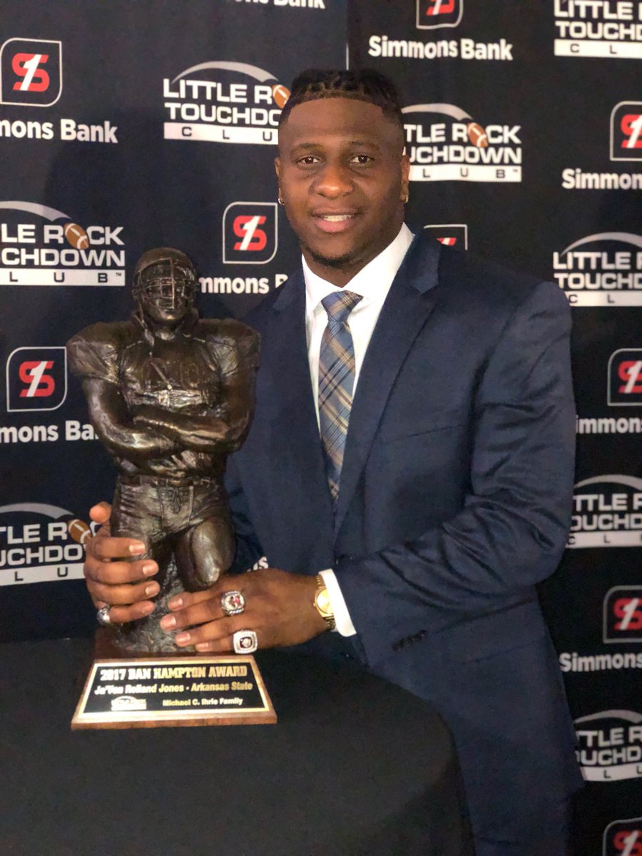 ProSourceSport's tweet photo. Congratulations to #ProSourceSports client and former #ArkansasState @ArkansasState standout @therealjjones15 #JavonRollandJones for winning the Dan Hampton award for most outstanding Defensive Lineman! #TeamProSource #RedWolves #NFL https://t.co/iekKQkIMPB