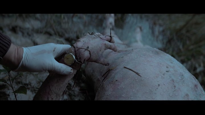 Aixia Na Twitteru ハンガリー連続殺人鬼 旧共産国家 資本主義的犯罪なぞ起こり得ないという建前が絶対だった時代の暗部を抉り出すサスペンス 長年野放し状態の真犯人を逮捕すべく 若き同志検事が正義を追い求めるのだが なんとも苦い後味が残る実話ベース Aixia Na Twitteru ハンガリー連続殺人鬼 旧共産国家 資本主義的犯罪なぞ起こり得ないという建前が絶対だった時代の暗部を抉り出すサスペンス 長年野放し状態の真犯人を逮捕すべく 若き同志検事が正義を追い求めるのだが なんとも苦い後味が残る実話ベース