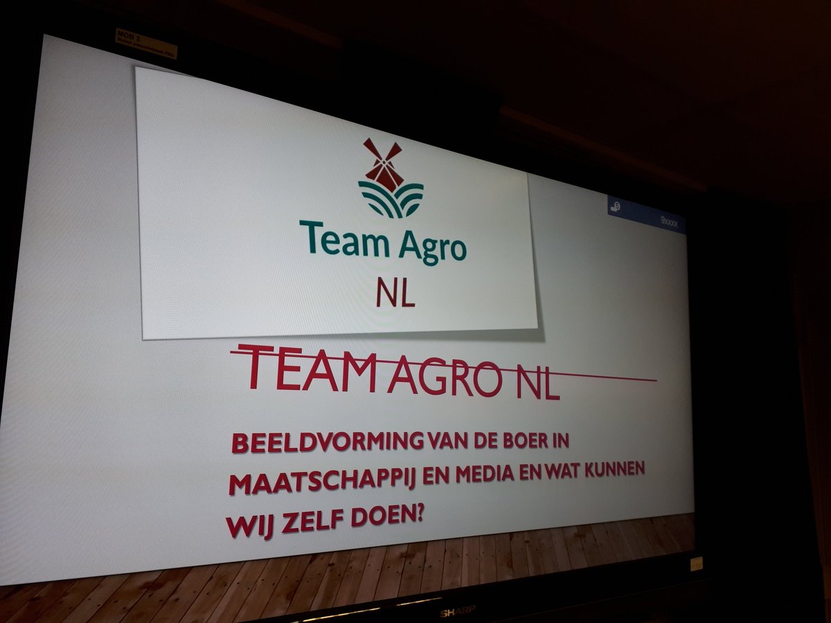 teamagronl's tweet photo. Vandaag is #TeamAgroNL een feit geworden. Boeren en tuinders uit alle sectoren gaan samen zélf promotie en pr voor onze prachtige NL land- en tuinbouwsector oppakken. Door samenwerking en krachtenbundeling zijn we sterk! #TrotsopNLboeren! 💪💪 https://t.co/fF2454r6Sc