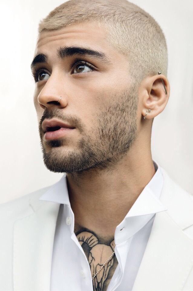 niazford's tweet photo. não sou boa com texto mas aí vai 

zayn te amo  

#HappyBirthdayZayn https://t.co/kBDK0y4Rlu