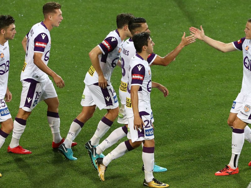 #PerthGloryFC Melbourne City 1 Perth Glory 3: Ten-man hosts pay the .. #PerthGlory #PGFC dld.bz/gvtX4